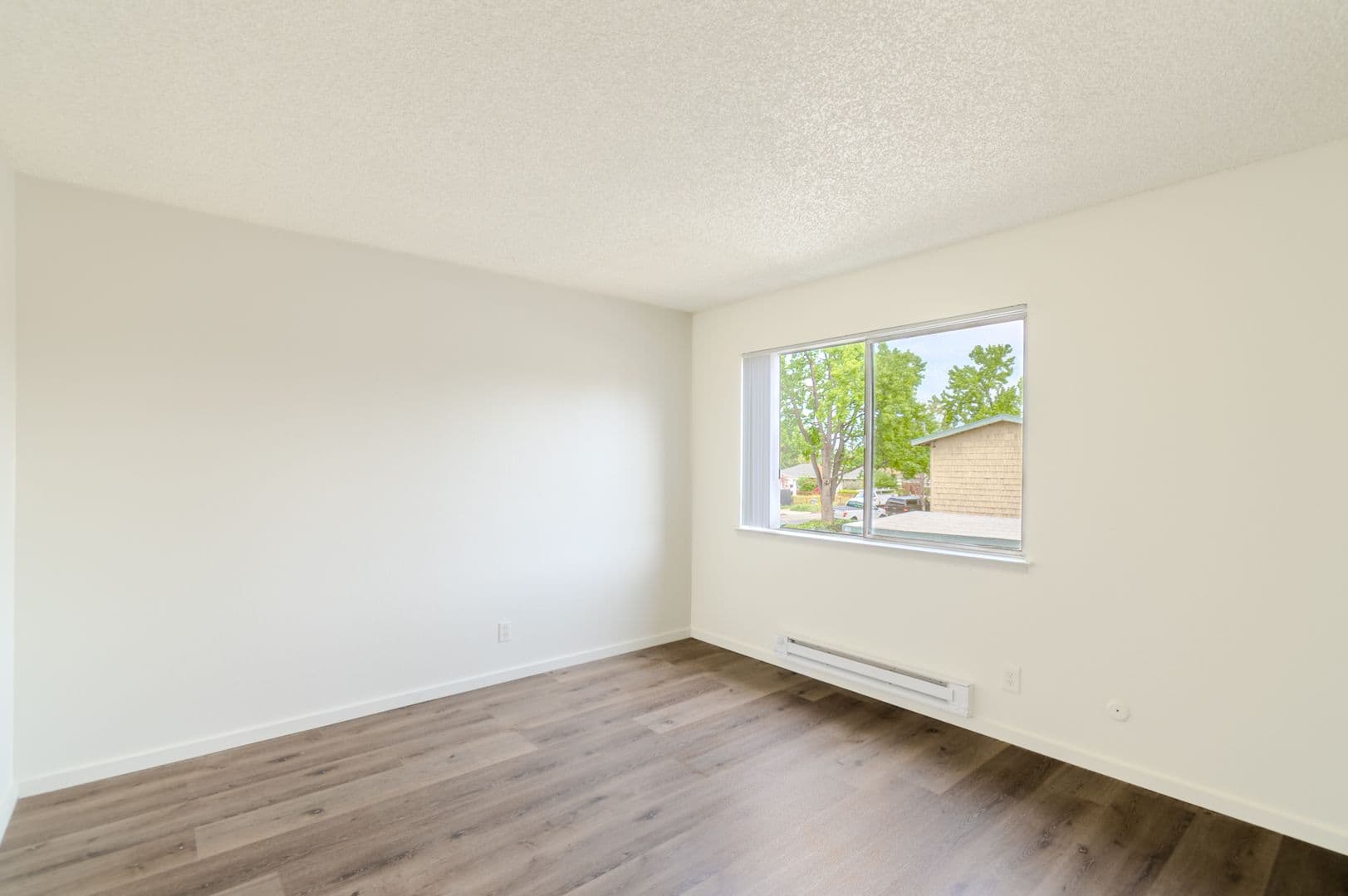 San Jose Apartment: 560-A Menker Ave.