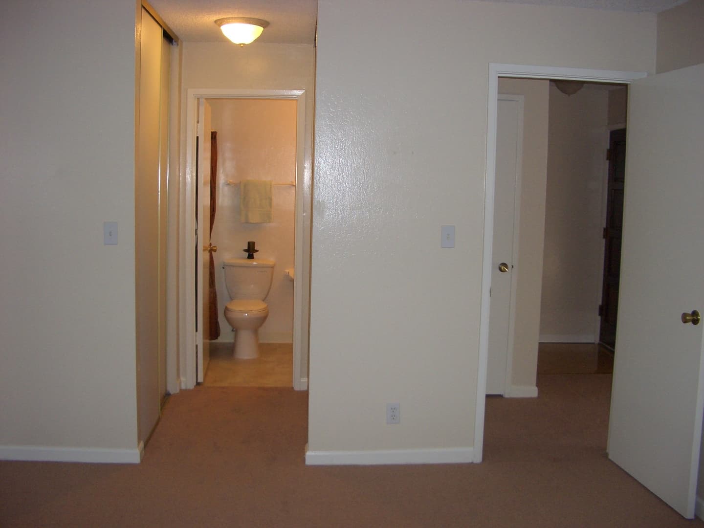 Los Gatos Apartment: 225 Avery Lane