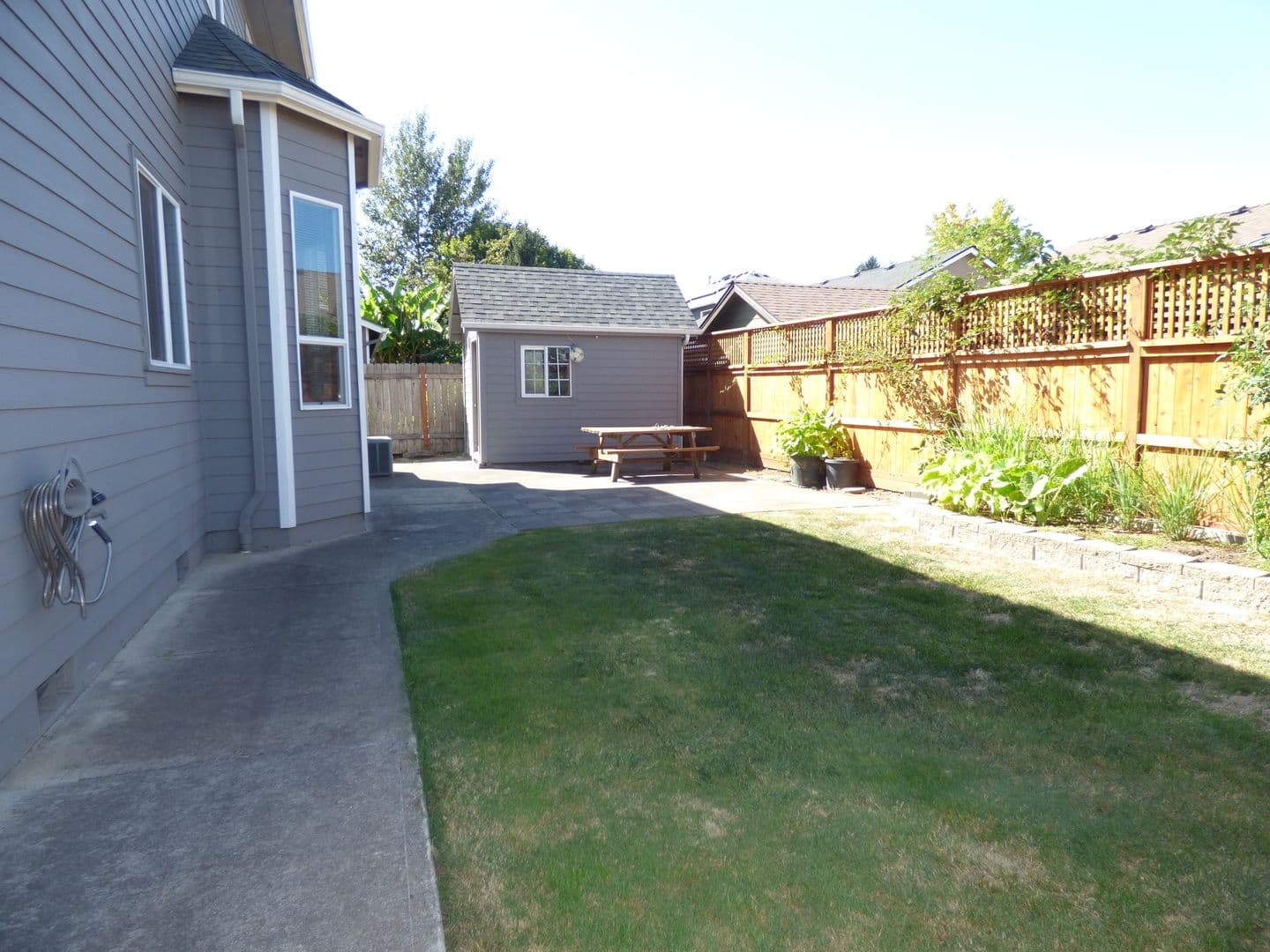 Salem House: 4465 Countryside Ct NE