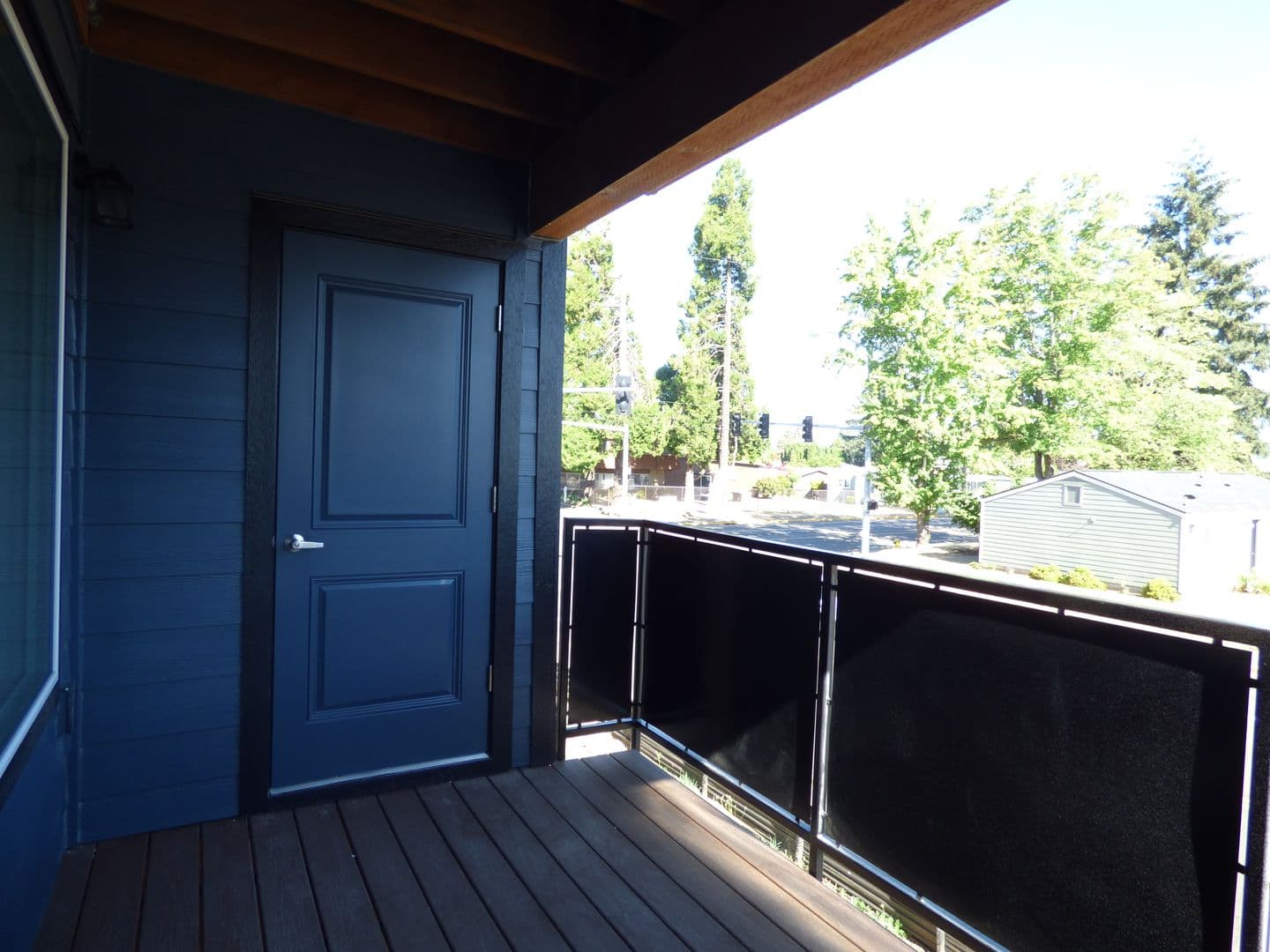 Lebanon Apartment: 50 Market St