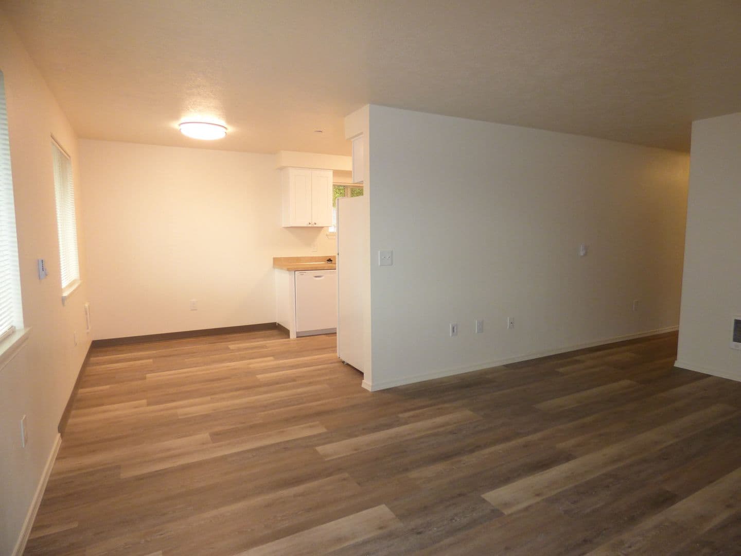 Salem Apartment: 228 Stoneway Dr NW #200