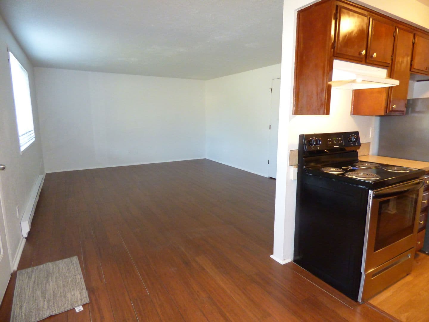 Salem Apartment: 805-875 Gerth Ave NW