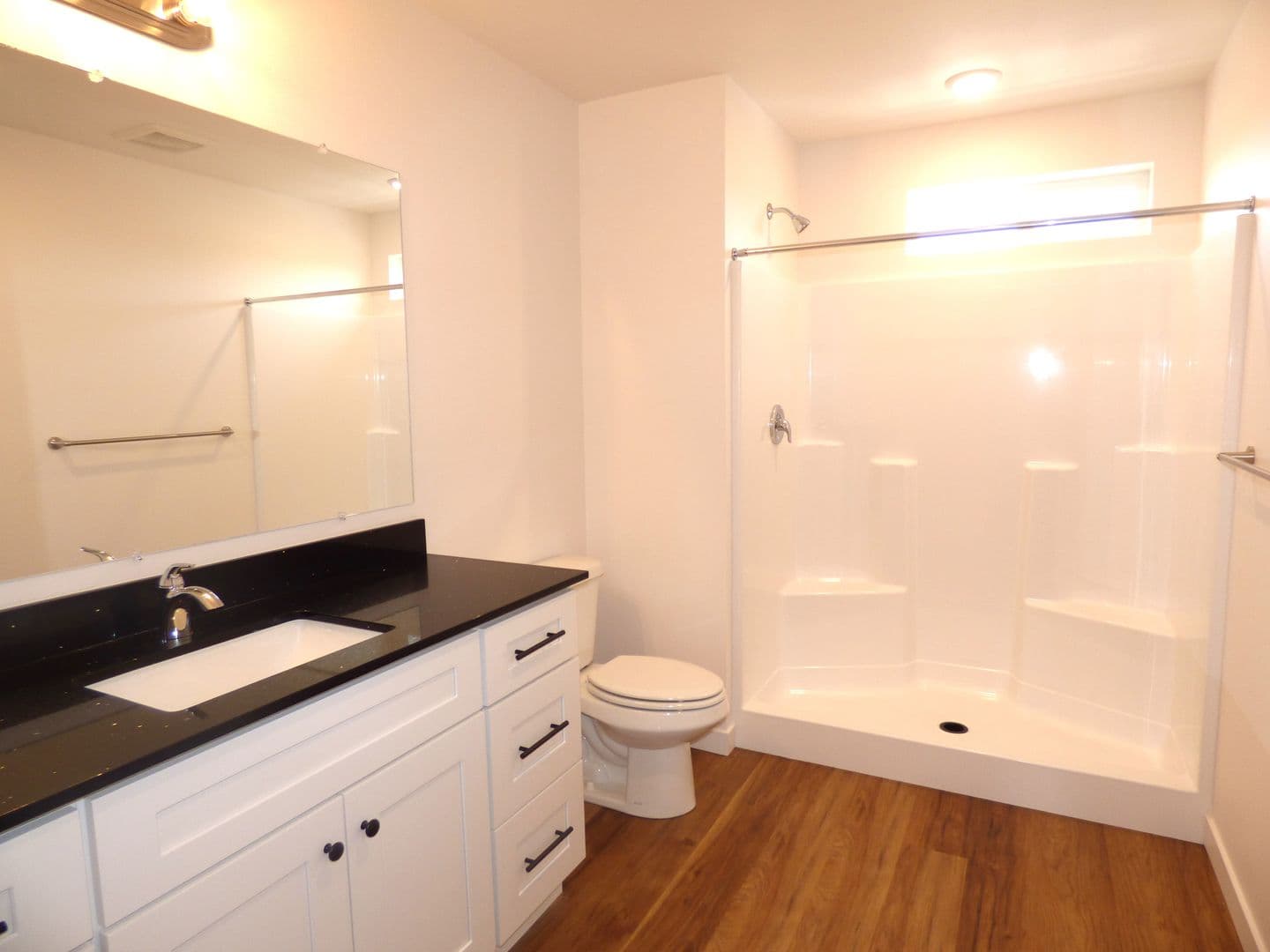 Lebanon Apartment: 50 Market St