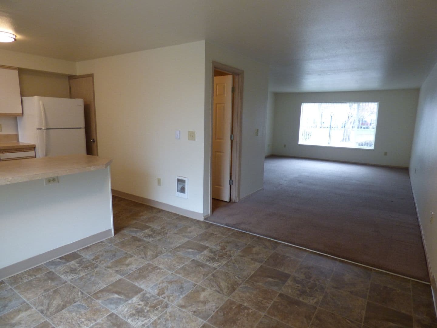 Lebanon Apartment: 901-1021 E Grant St