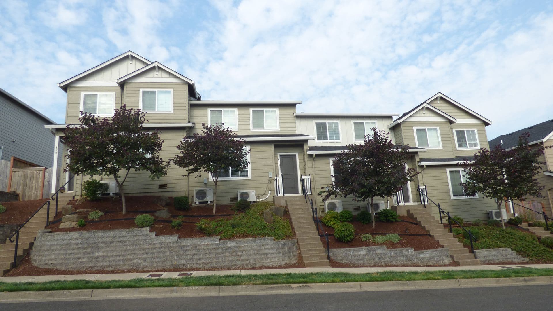 Salem House: 5757 Joynak St S