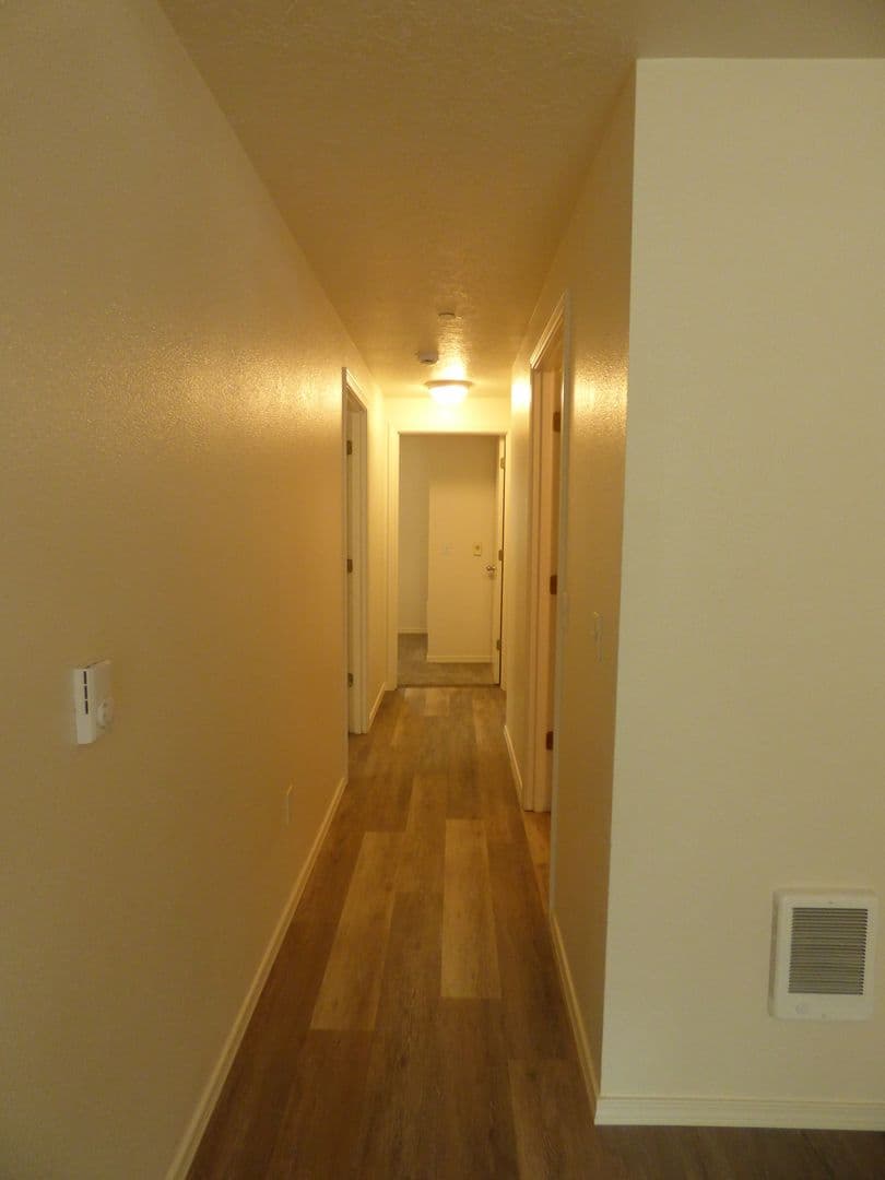 Salem Apartment: 228 Stoneway Dr NW #100