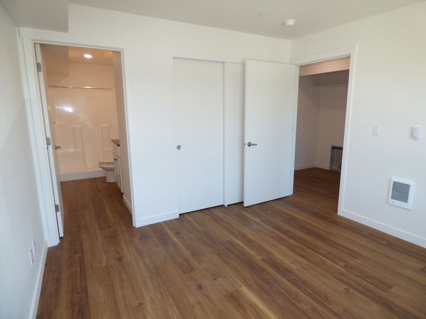 Lebanon Apartment: 50 Market St
