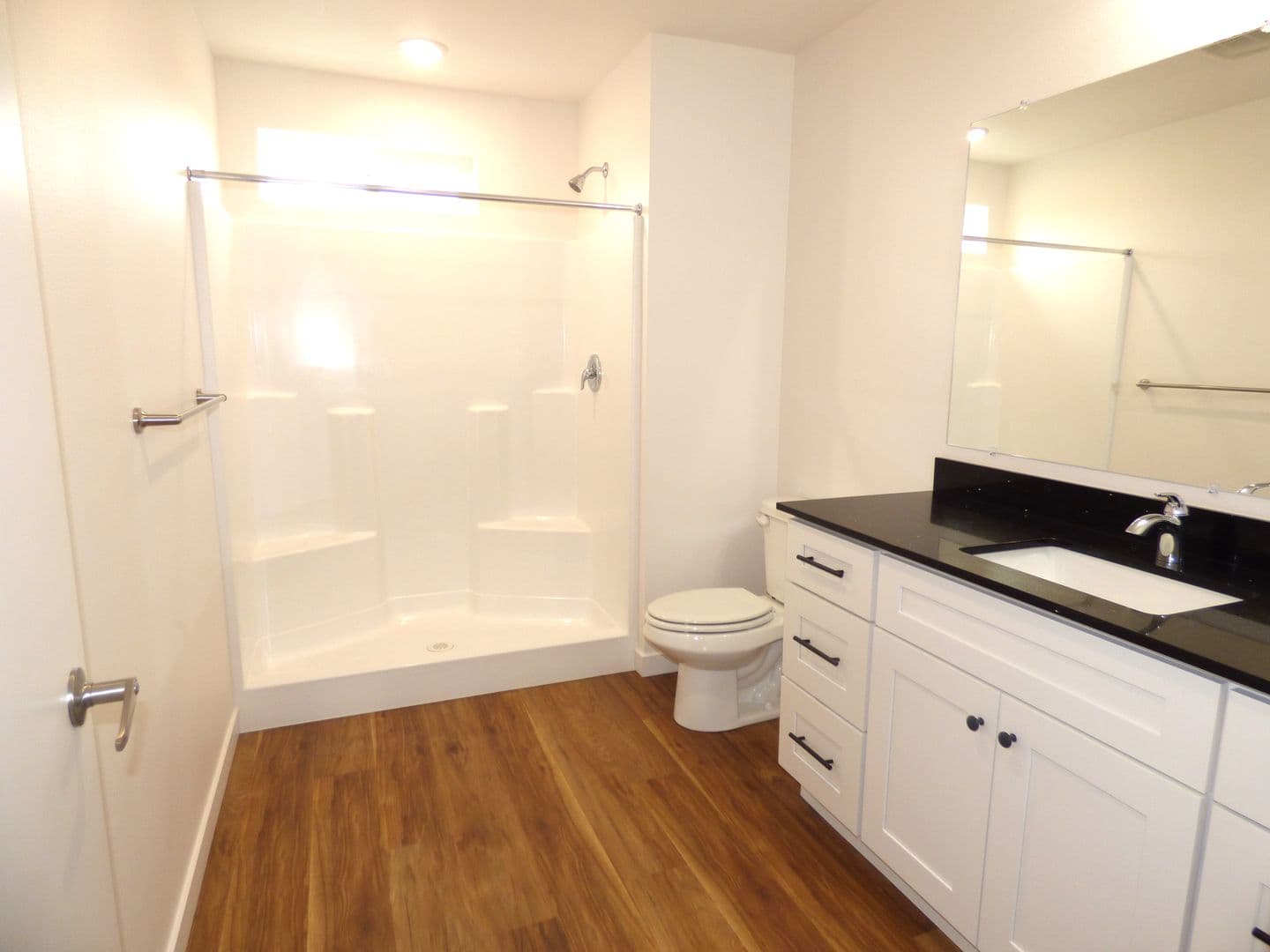Lebanon Apartment: 50 Market St