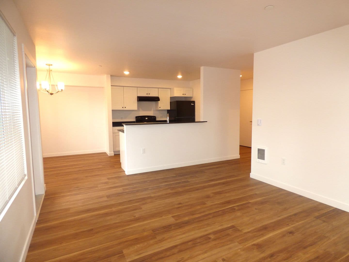 Lebanon Apartment: 50 Market St