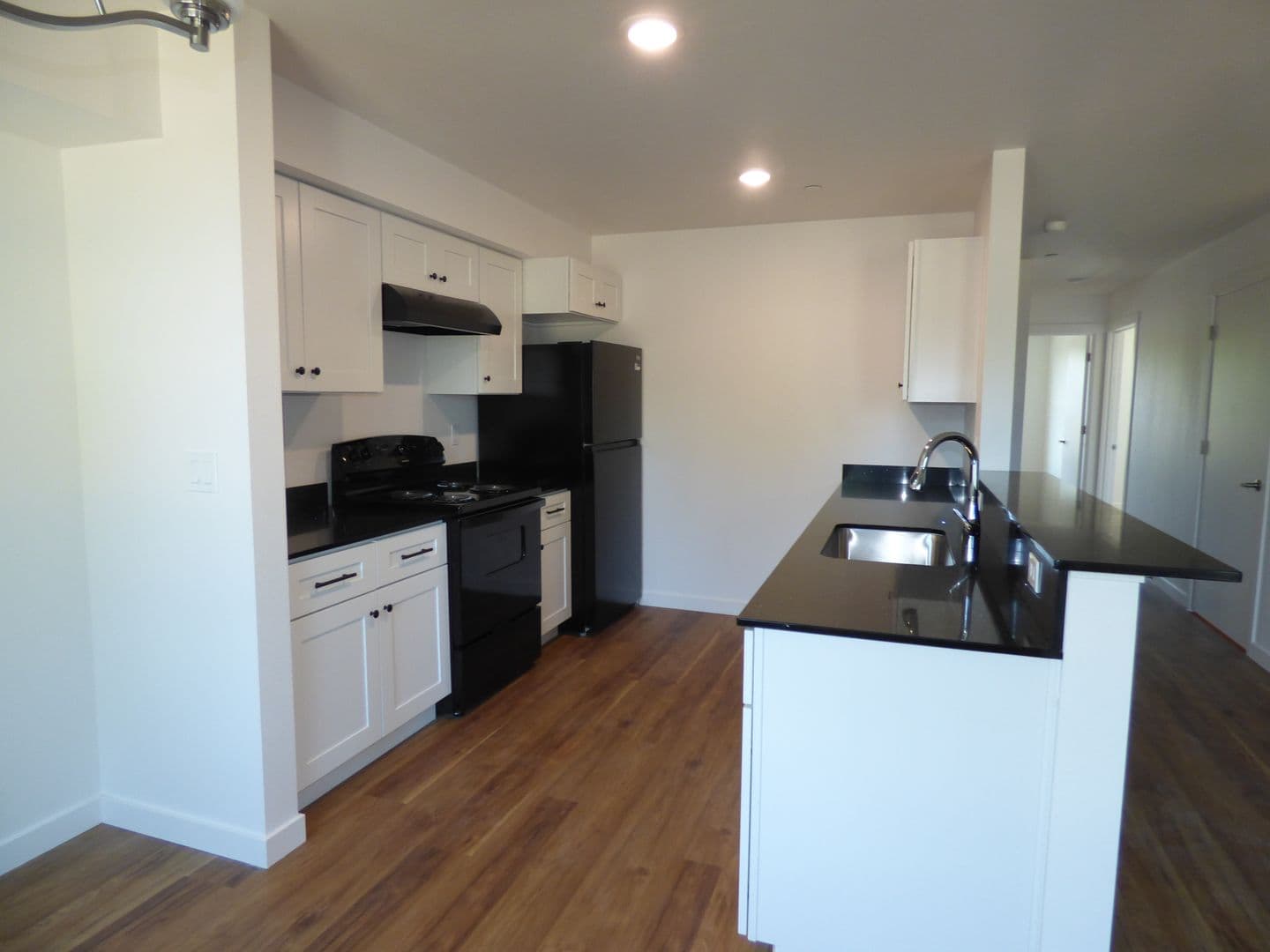 Lebanon Apartment: 50 Market St