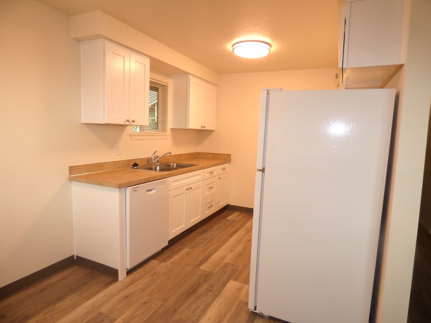Salem Apartment: 228 Stoneway Dr NW #200