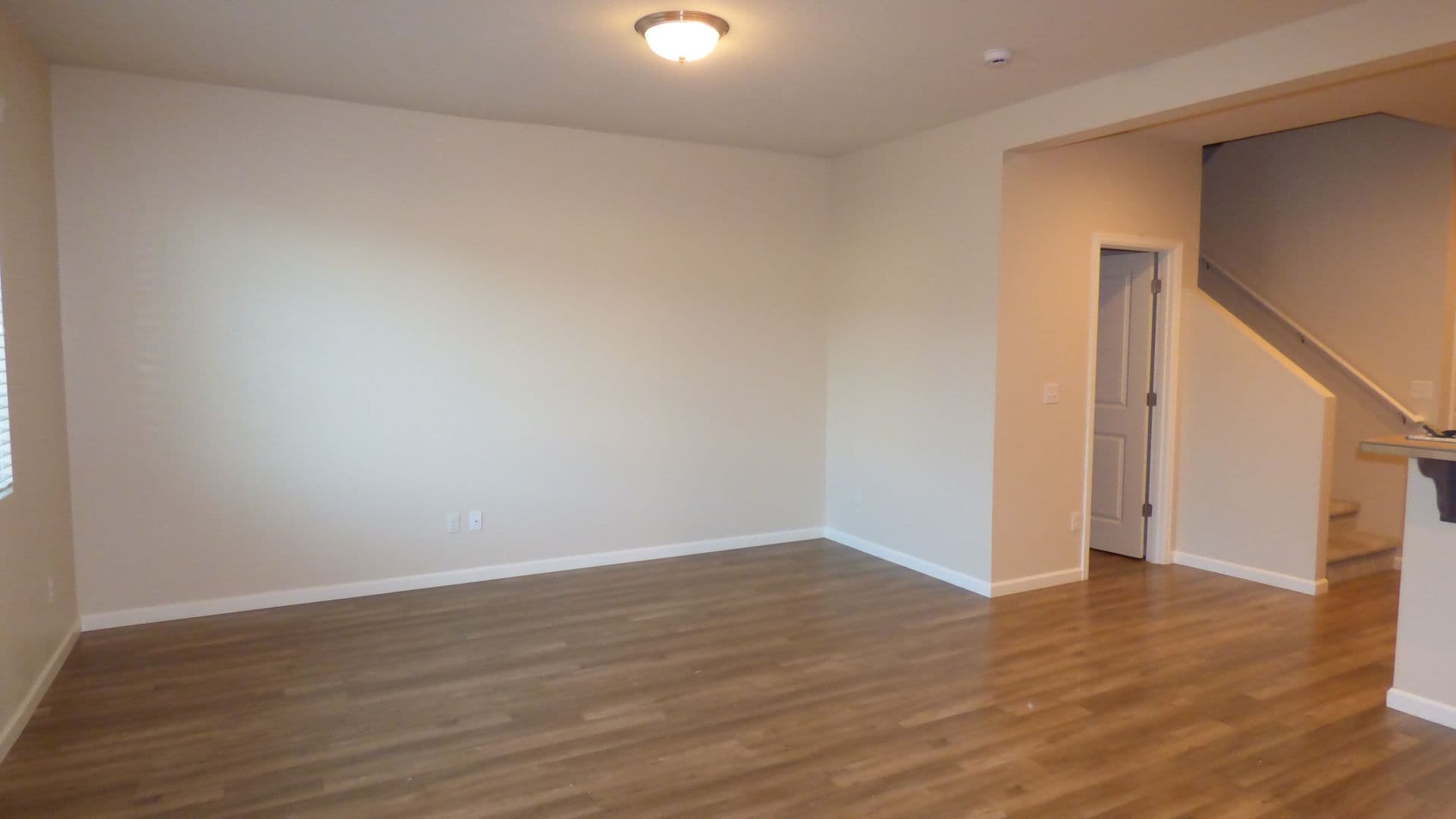 Salem House: 5757 Joynak St S