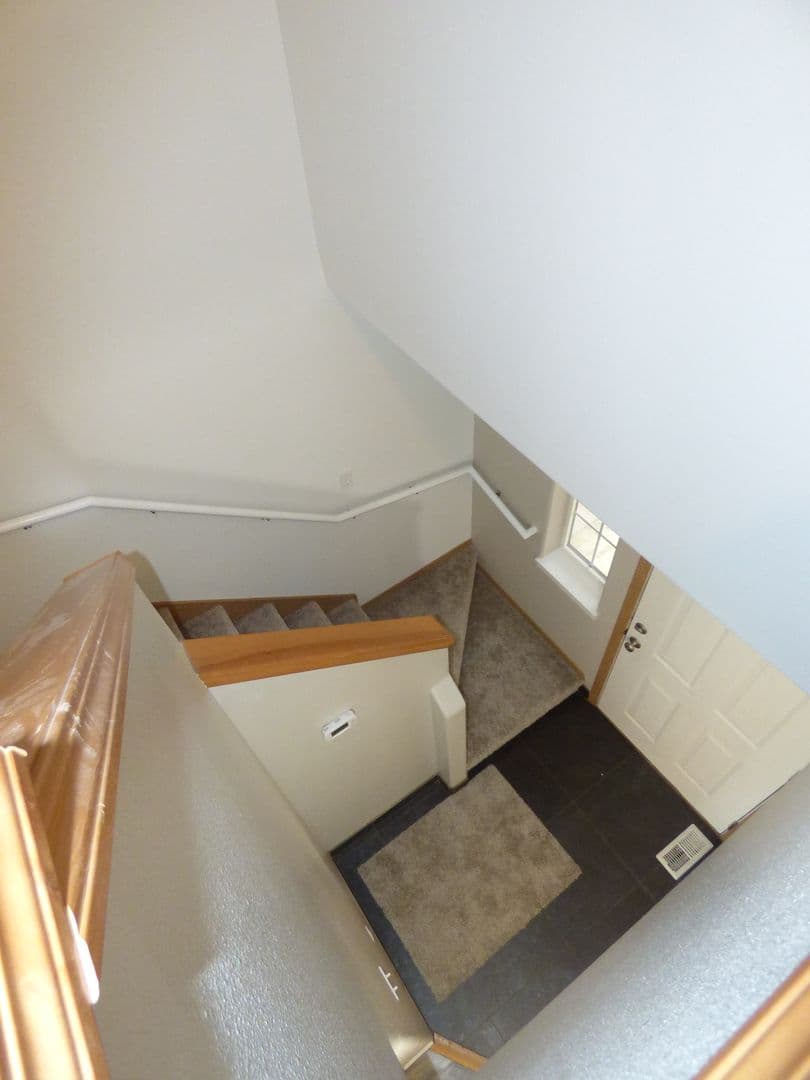 Amity Apartment: 102/104/106 Rice LN