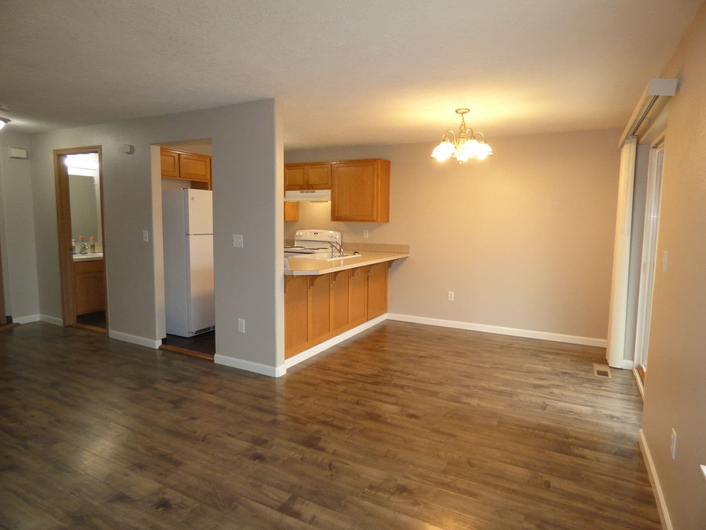 Amity Apartment: 102/104/106 Rice LN
