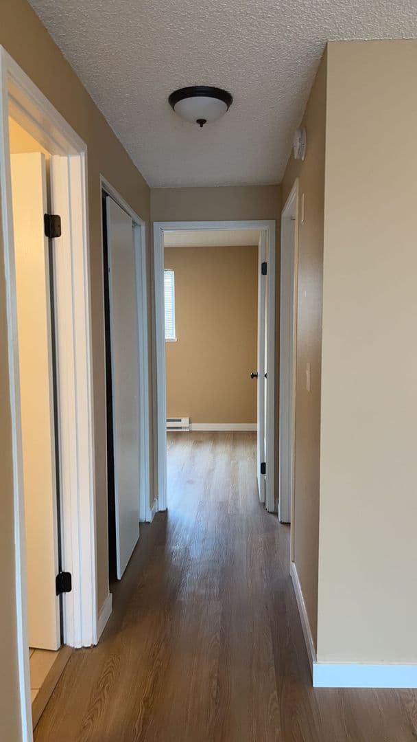 Salem Apartment: 3395 3rd Ave SE
