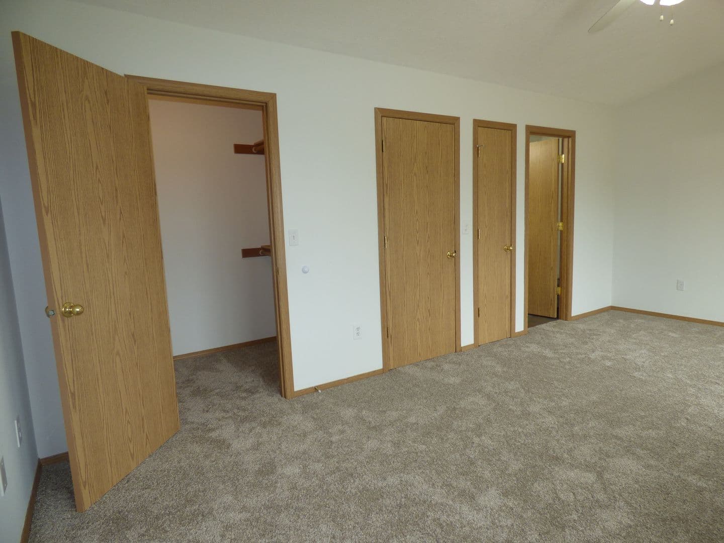 Amity Apartment: 102/104/106 Rice LN