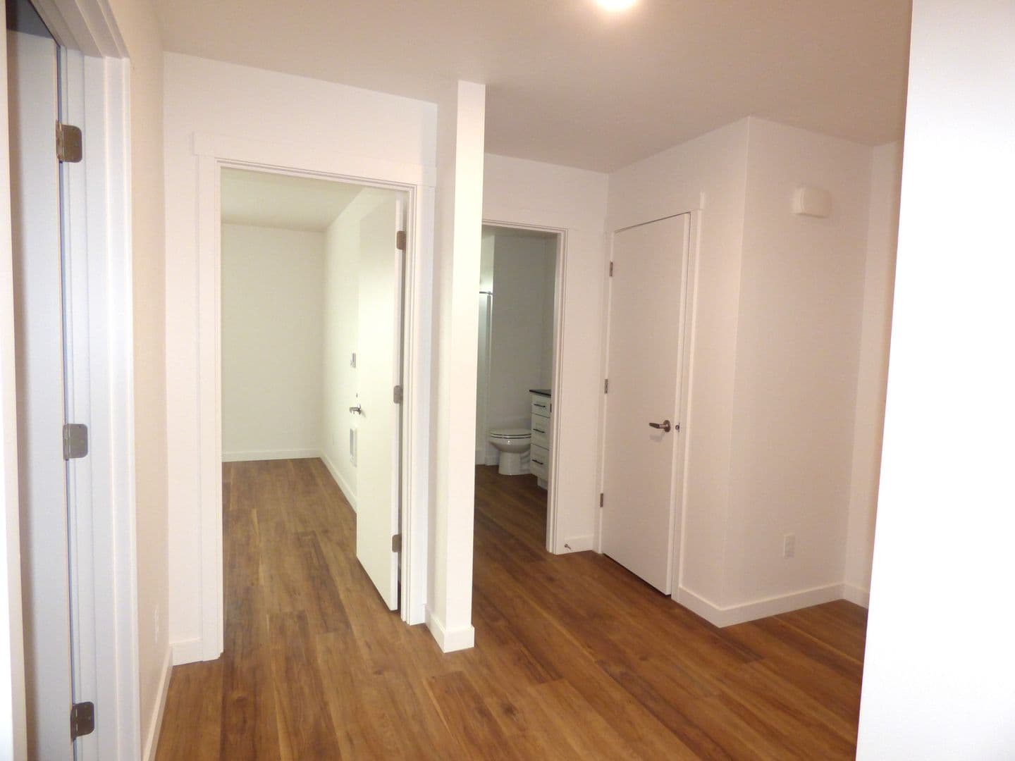 Lebanon Apartment: 50 Market St