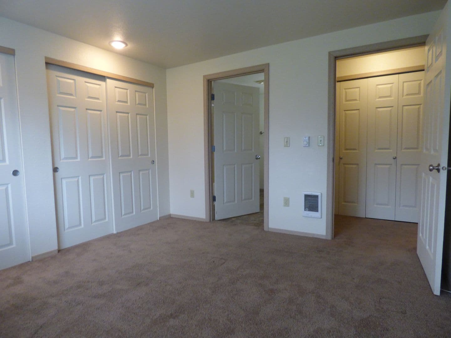 Lebanon Apartment: 901-1021 E Grant St