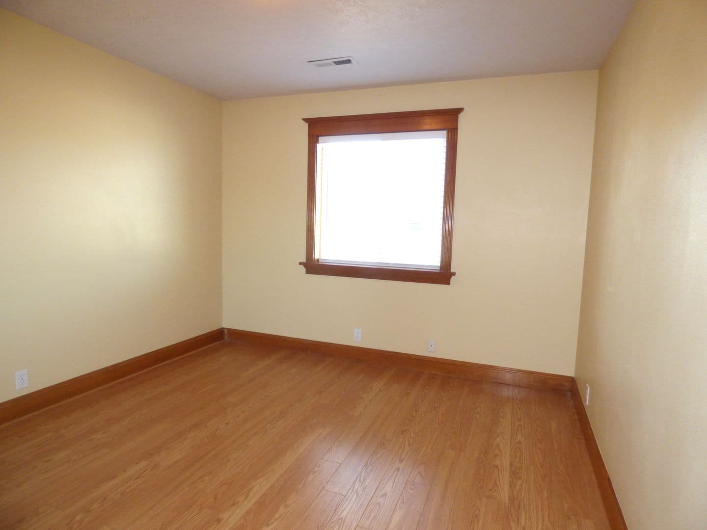 Salem House: 4465 Countryside Ct NE