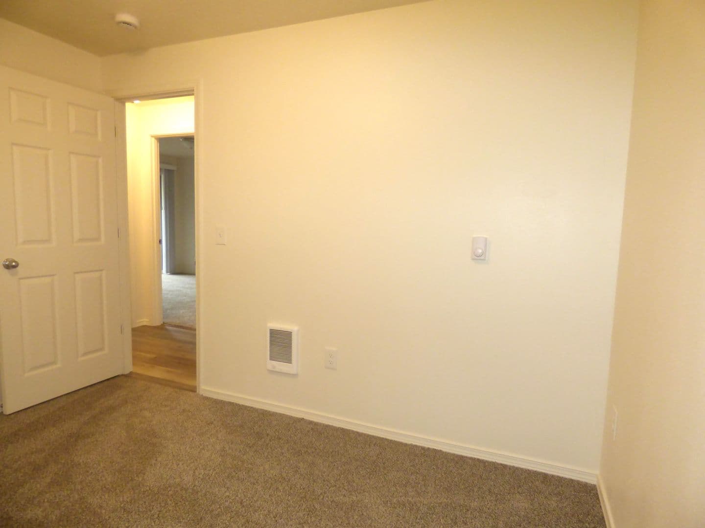 Salem Apartment: 228 Stoneway Dr NW #200