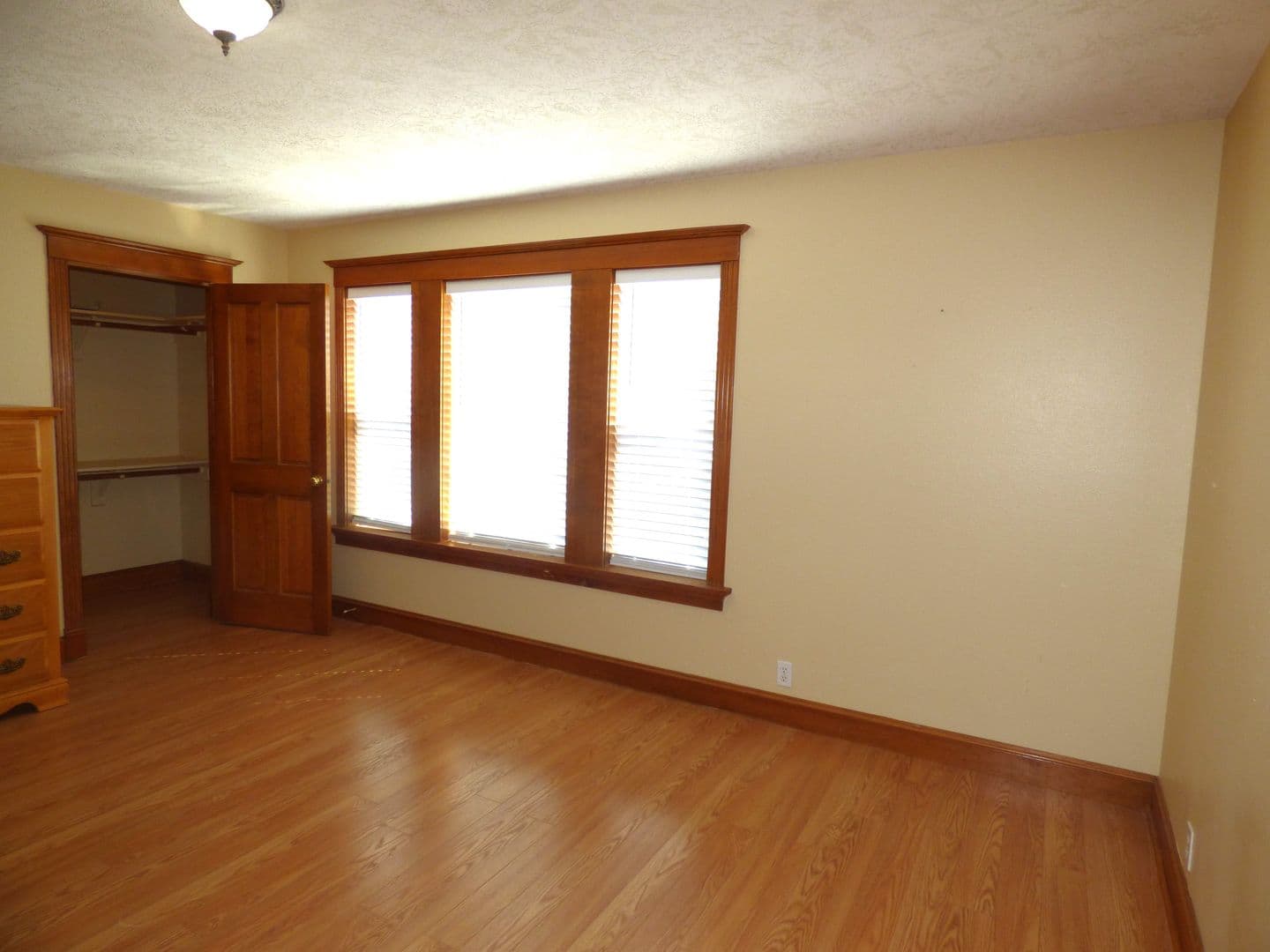 Salem House: 4465 Countryside Ct NE