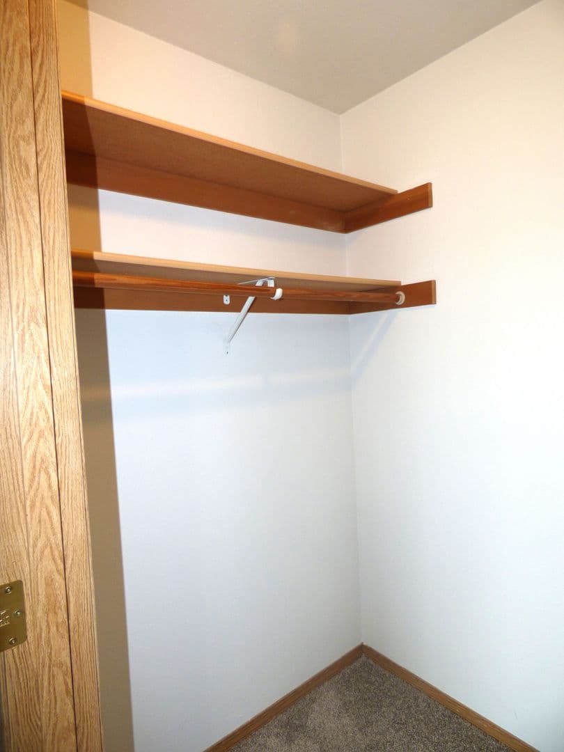 Amity Apartment: 102/104/106 Rice LN