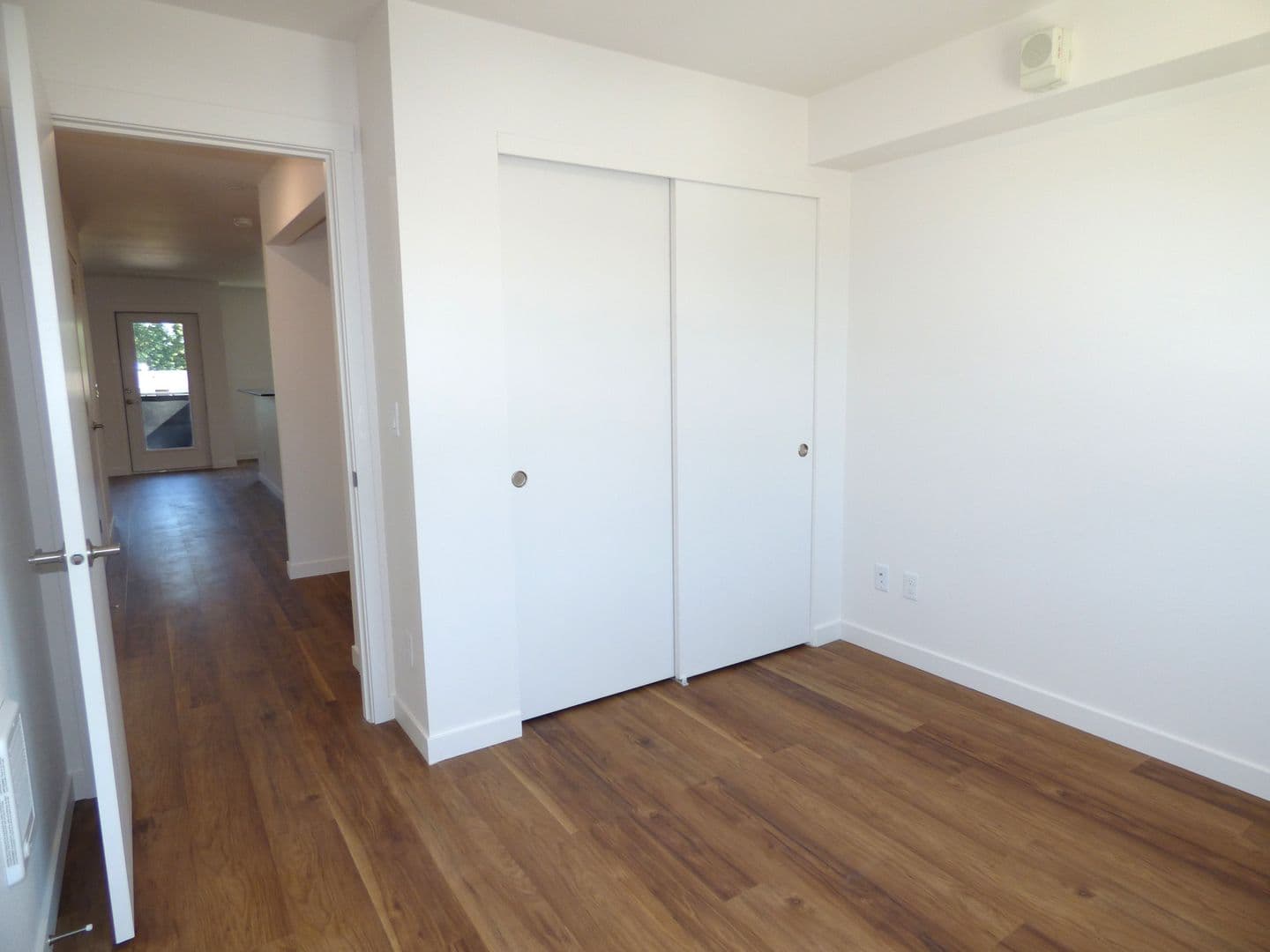 Lebanon Apartment: 50 Market St