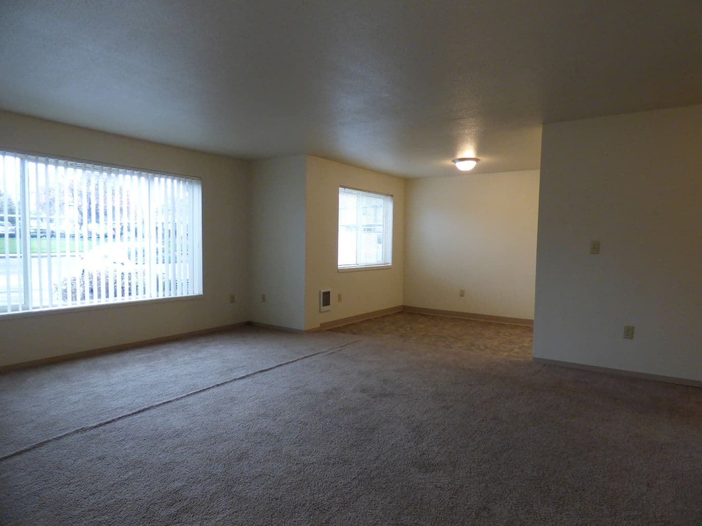 Lebanon Apartment: 901-1021 E Grant St