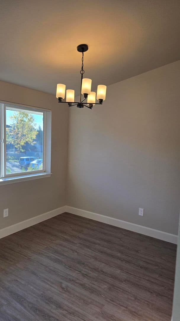 Salem Apartment: 3684 Fisher Rd NE