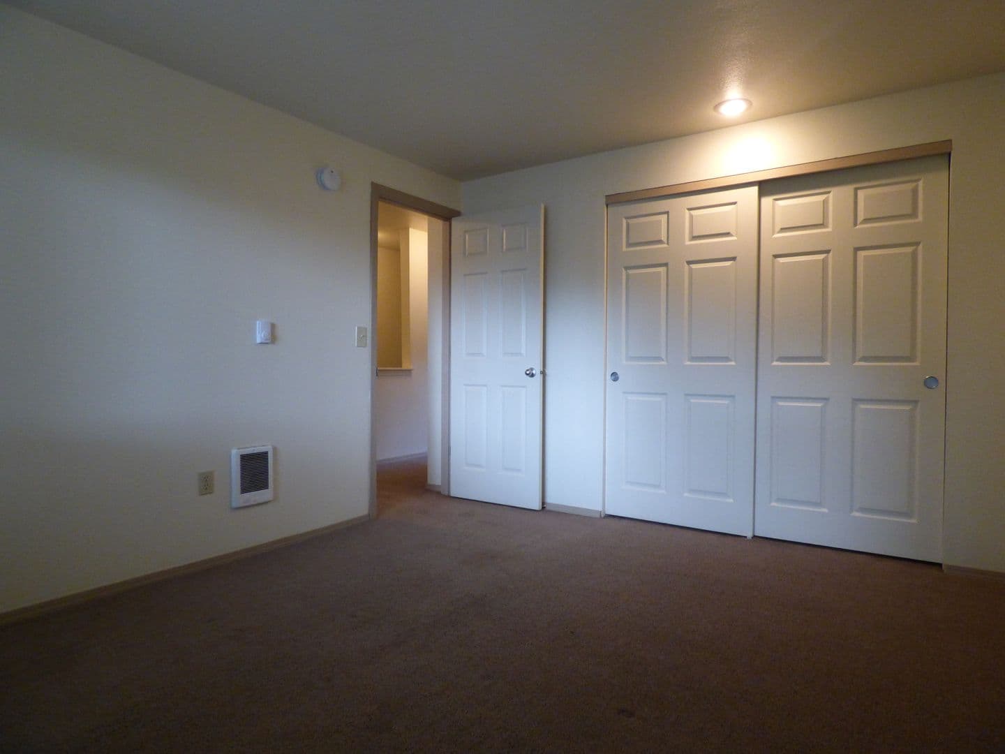 Lebanon Apartment: 901-1021 E Grant St