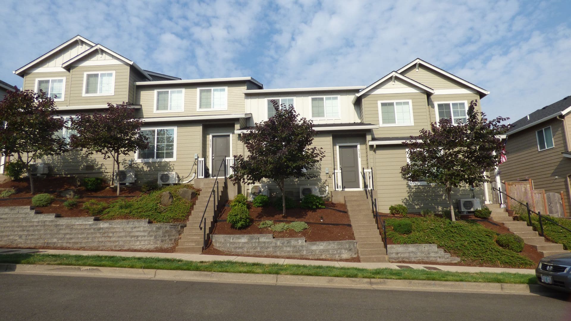 Salem House: 5757 Joynak St S
