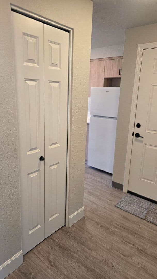 Salem Apartment: 3684 Fisher Rd NE