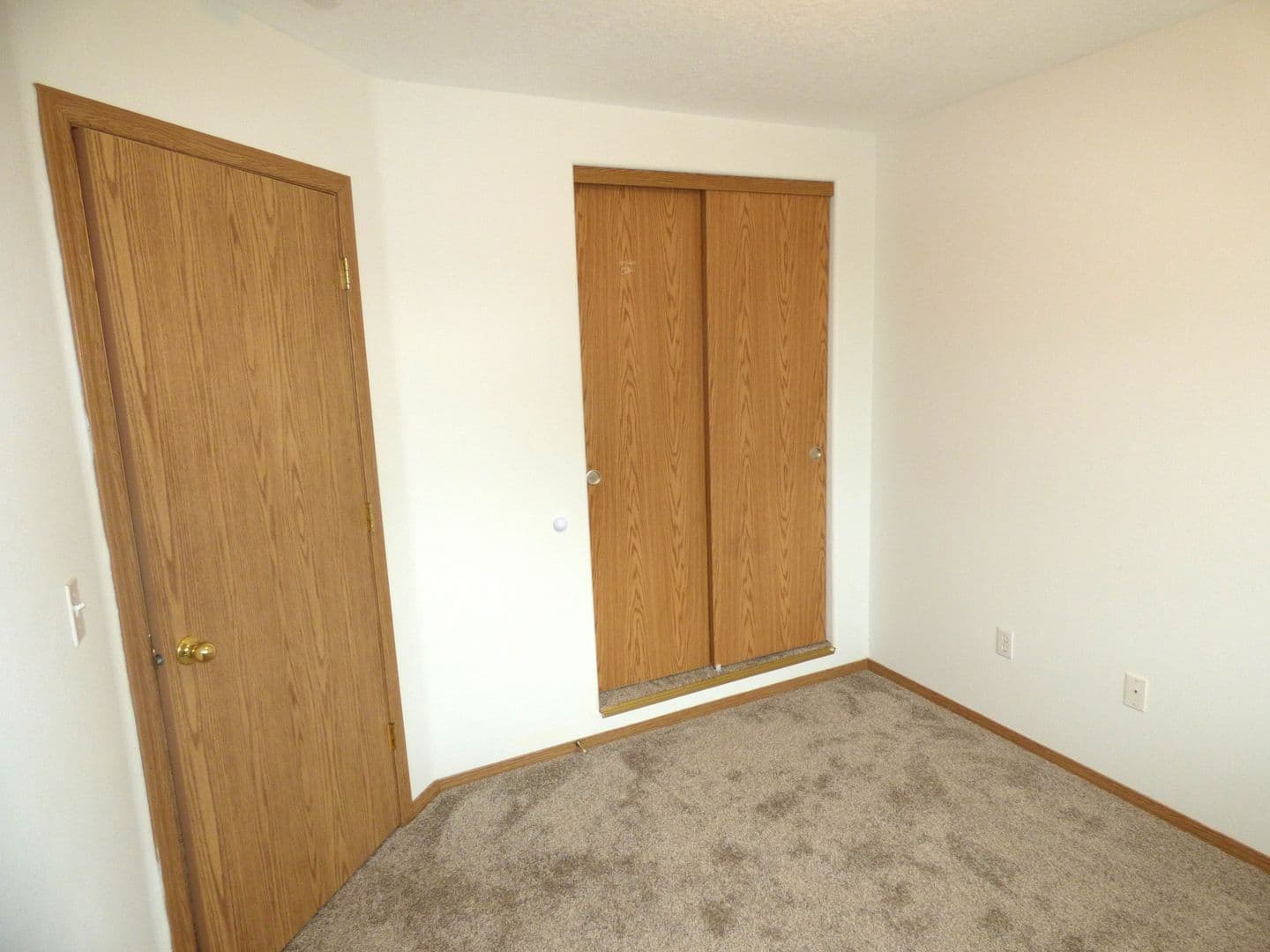 Amity Apartment: 102/104/106 Rice LN