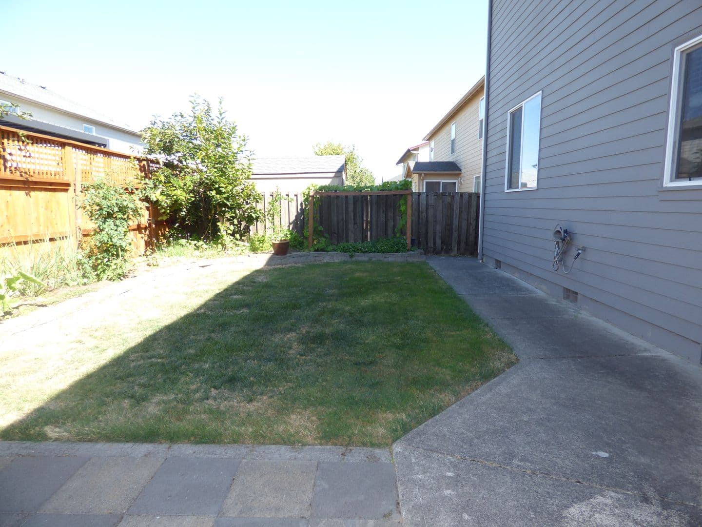 Salem House: 4465 Countryside Ct NE