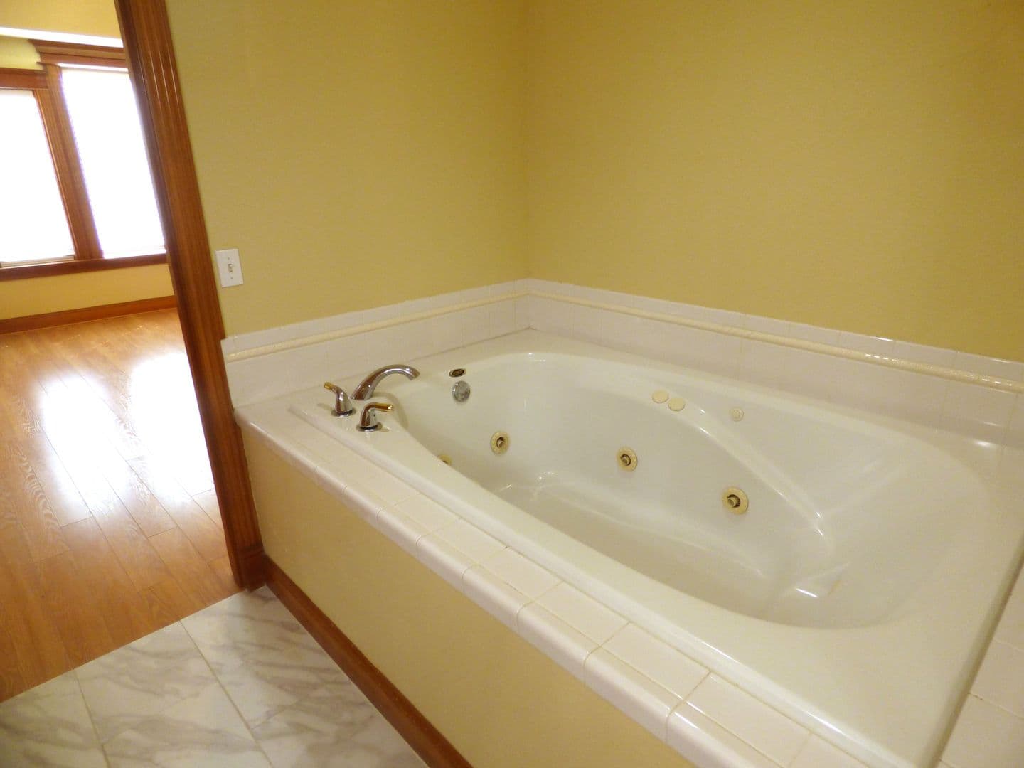 Salem House: 4465 Countryside Ct NE