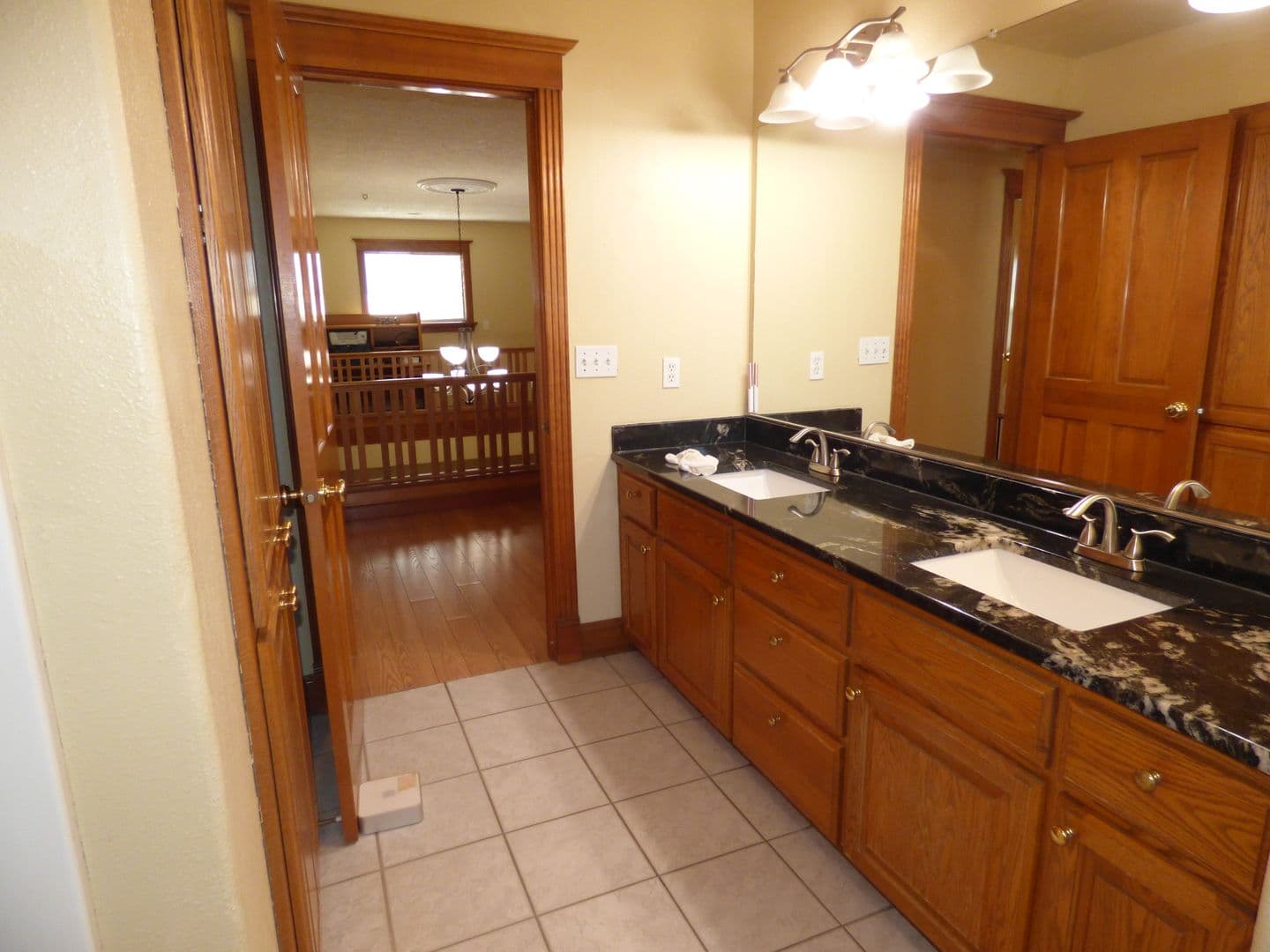 Salem House: 4465 Countryside Ct NE