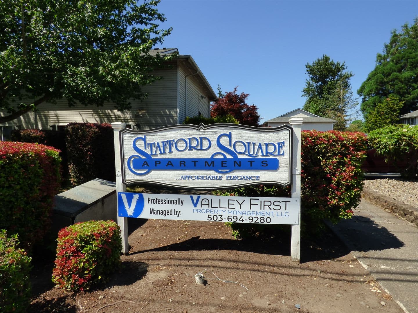 Salem Apartment: 124 Stafford Ln NE #103