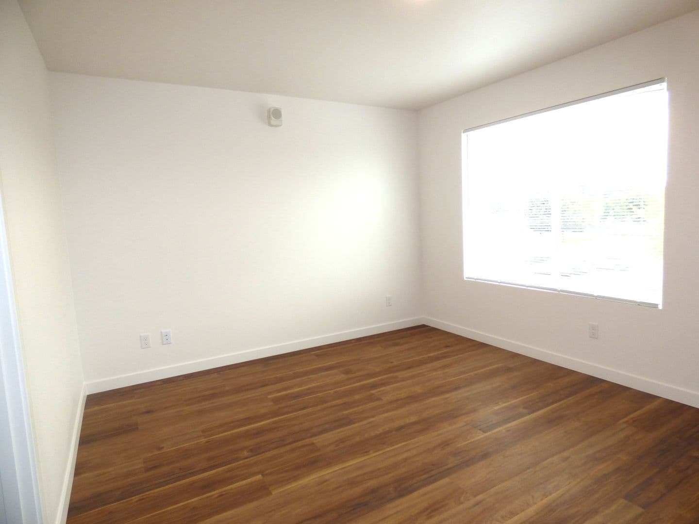 Lebanon Apartment: 50 Market St