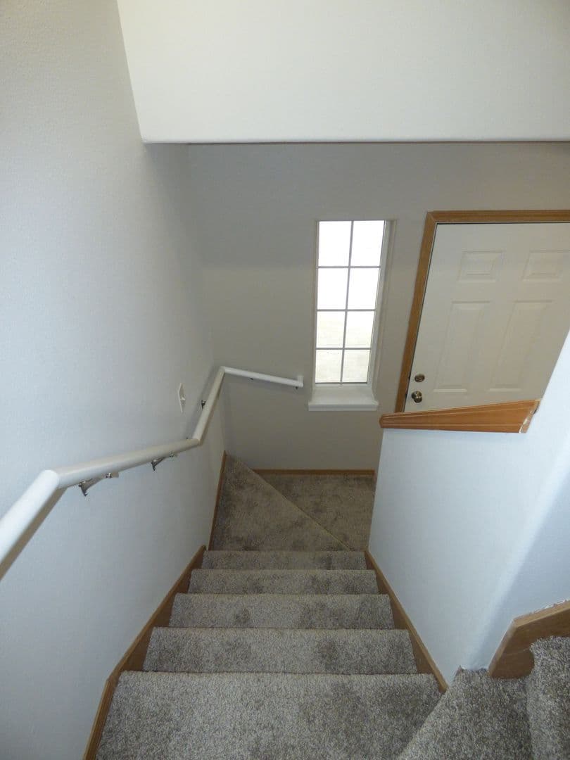 Amity Apartment: 102/104/106 Rice LN