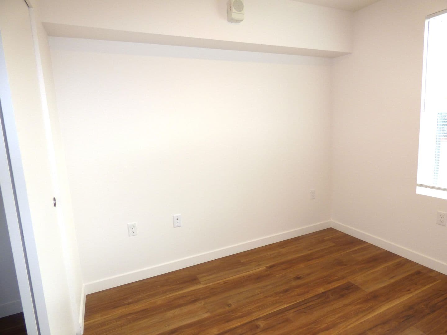 Lebanon Apartment: 50 Market St
