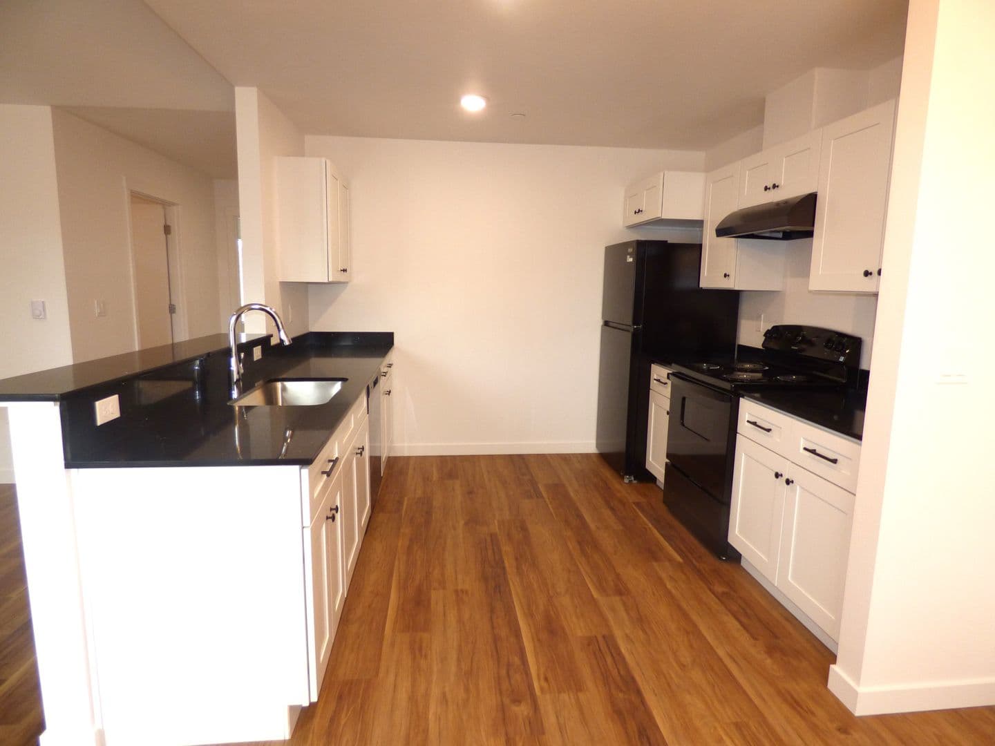 Lebanon Apartment: 50 Market St