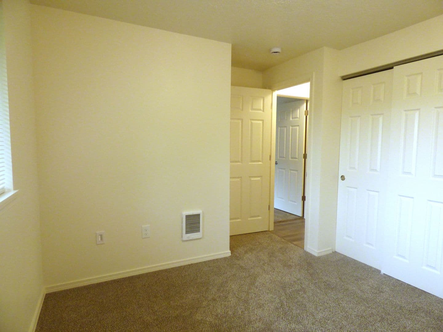 Salem Apartment: 228 Stoneway Dr NW #200