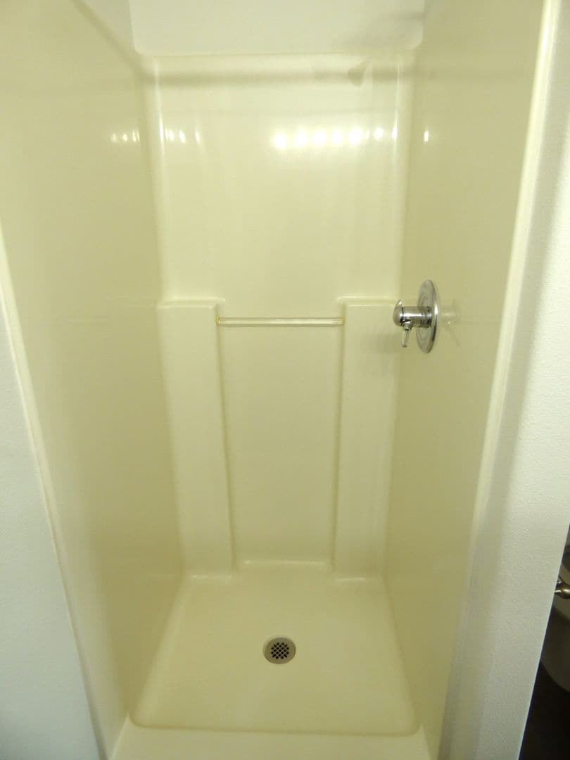 Amity Apartment: 102/104/106 Rice LN