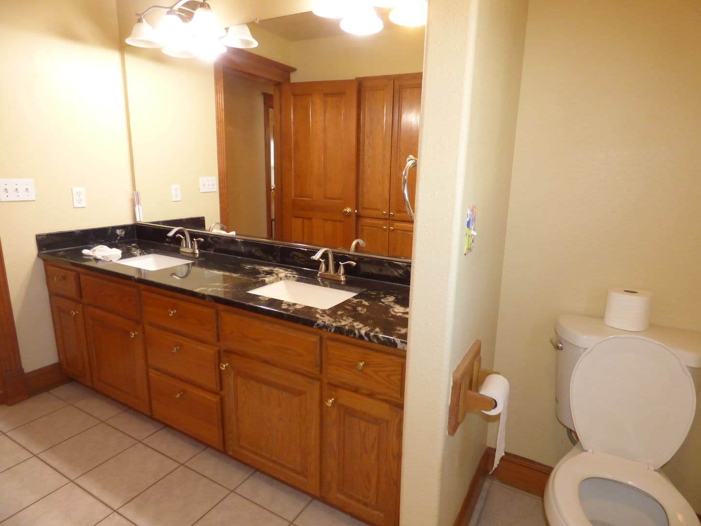 Salem House: 4465 Countryside Ct NE