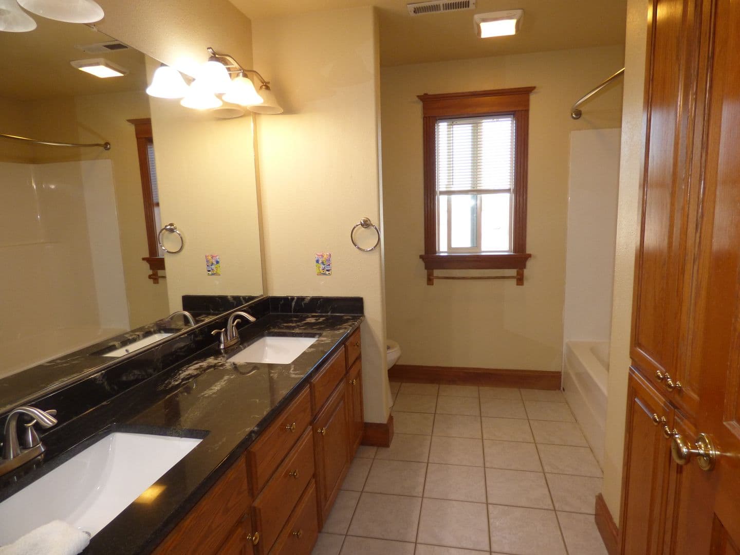 Salem House: 4465 Countryside Ct NE