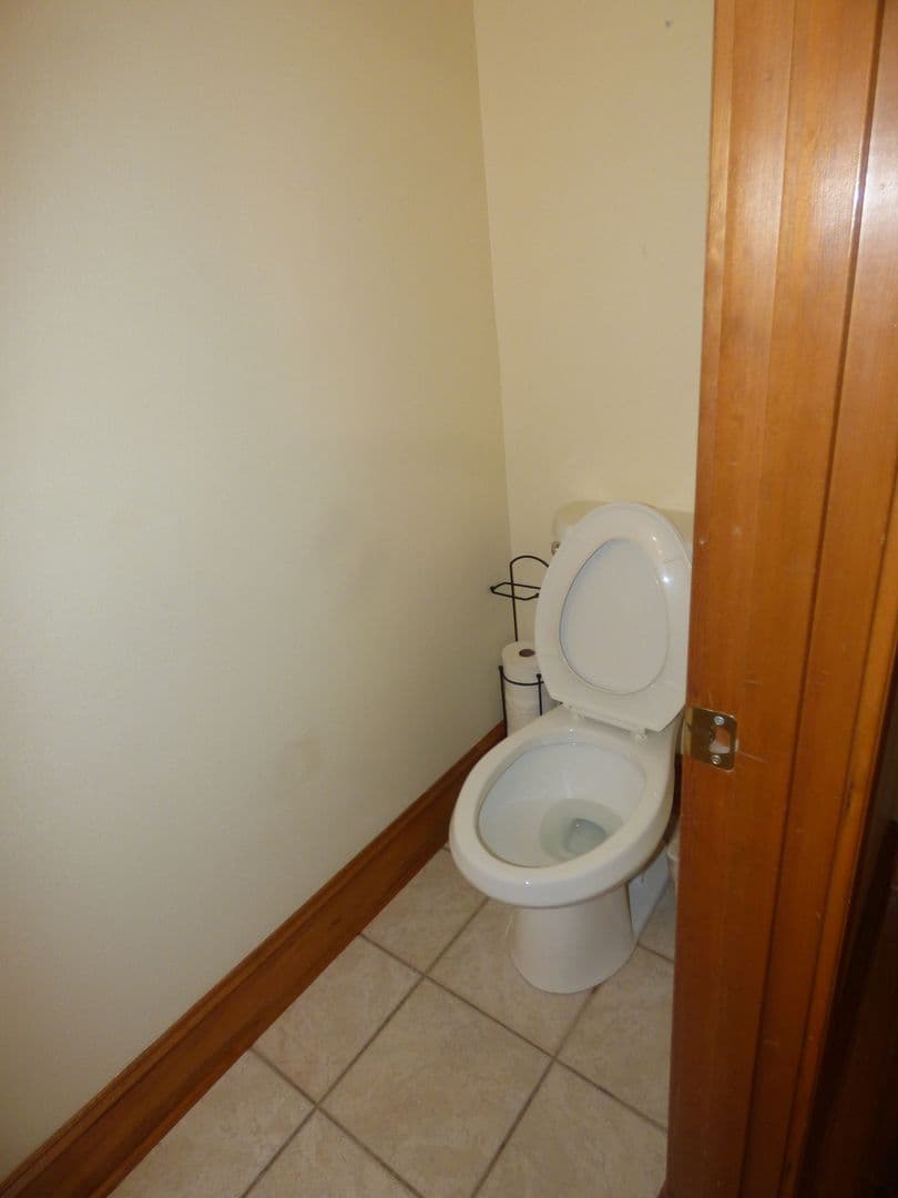 Salem House: 4465 Countryside Ct NE