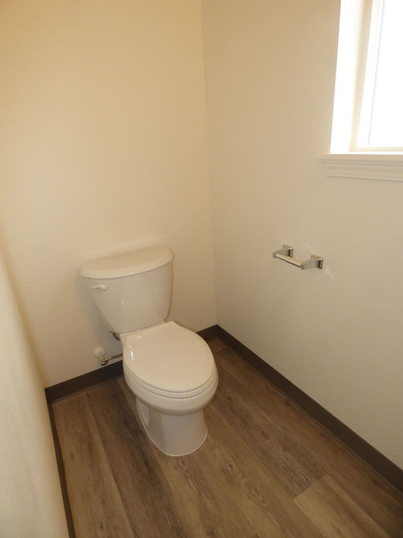 Salem Apartment: 228 Stoneway Dr NW #200