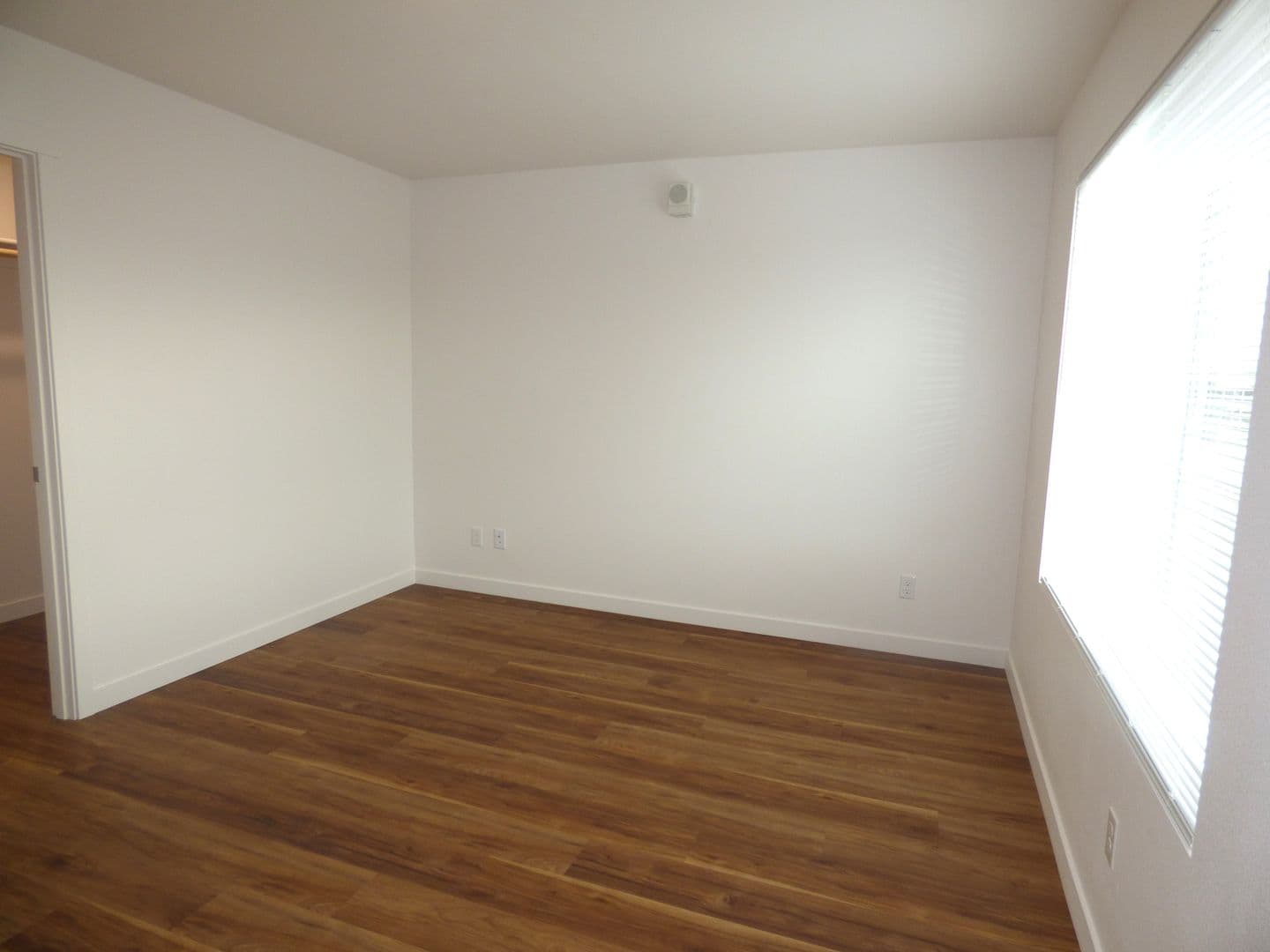 Lebanon Apartment: 50 Market St