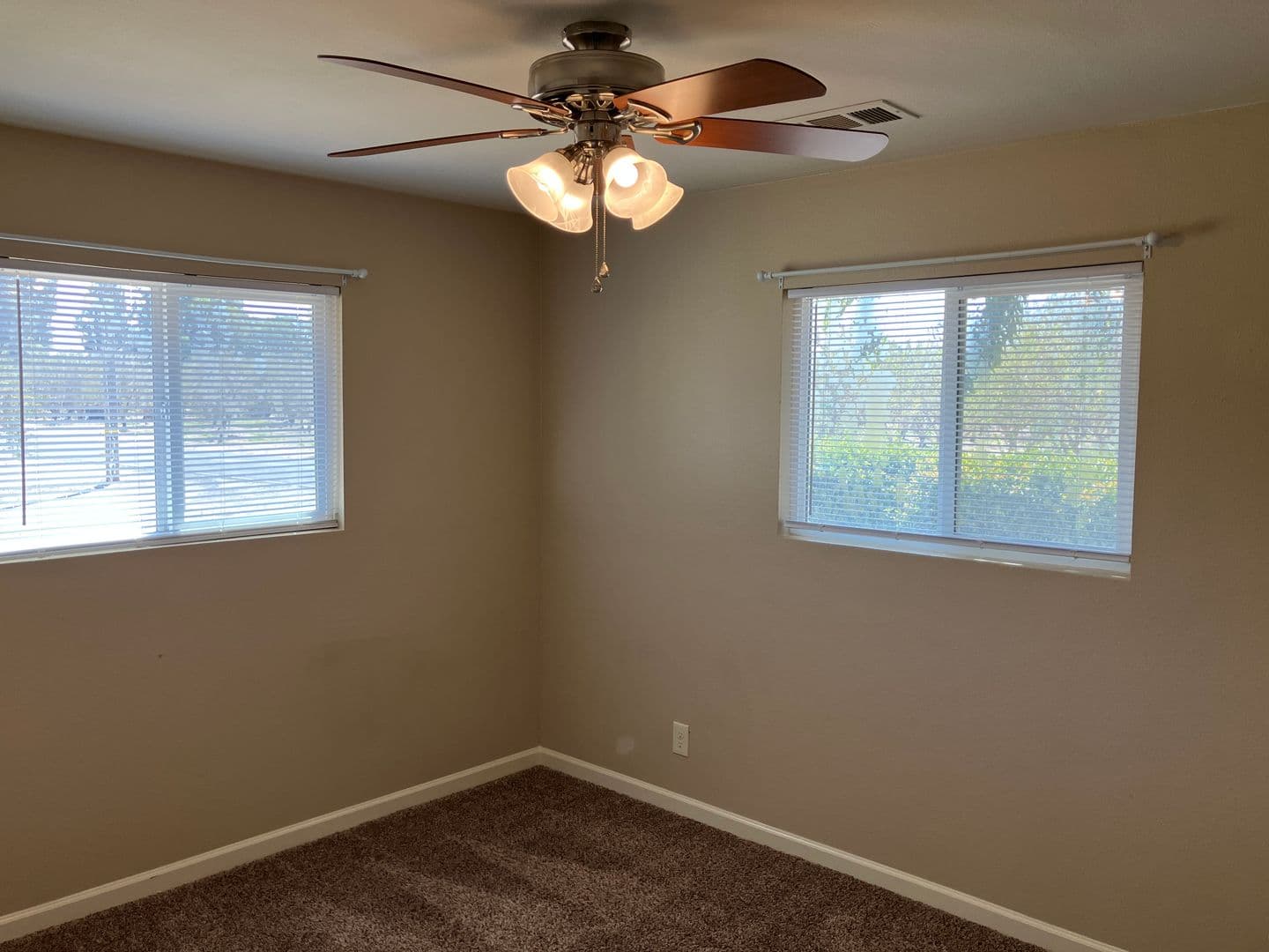 Escalon House: 17168 Seidner Road