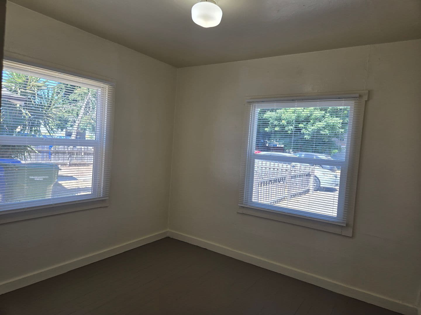 Turlock Multiplex: 1121 Kenwood Ave
